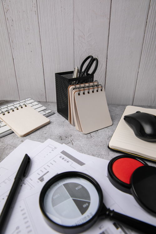 便簽本辦公用品商務(wù)攝影圖 提升專業(yè)形象的視覺藝術(shù)